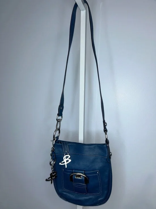 B. Makowsky Blue Pebbled Leather Crossbody with Silver Bag charm & Dust Bag EUC - Picture 12 of 17